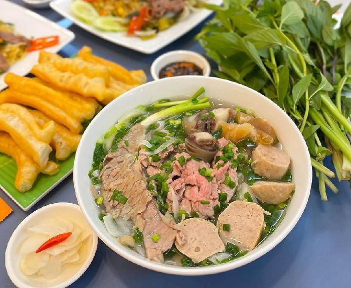 Phở đêm Hà Nội