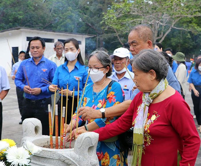 Lễ tưởng niệm đồng loạt tại Côn Đảo và nhớ về những người anh hùng vô danh 2