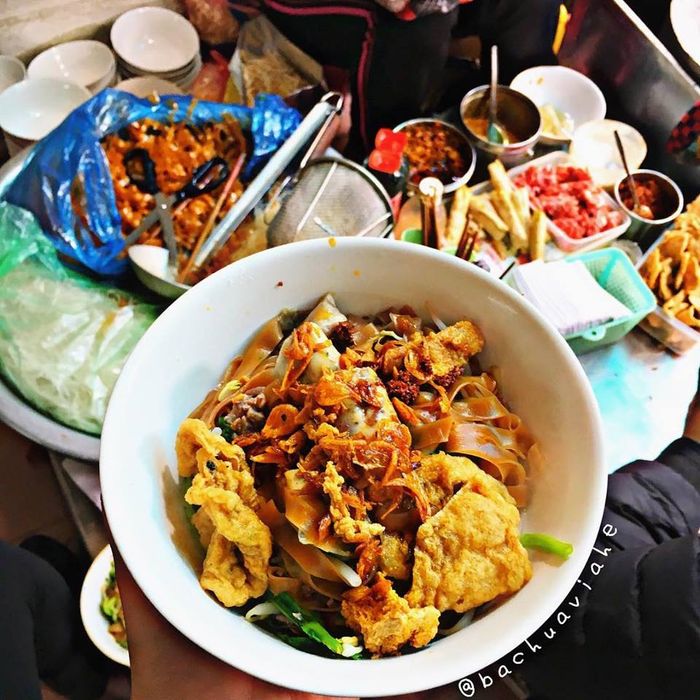 Bánh đa trộn Hà Nội