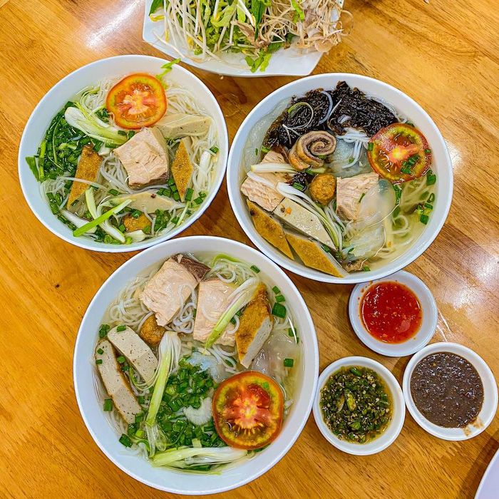 Bún cá lóc Nha Trang