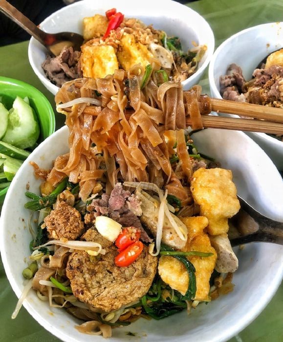 Bánh đa trộn Hà Nội