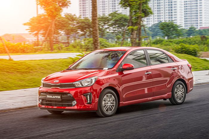 Kia Soluto: Sự lựa chọn hoàn hảo cho người mới mua xe
