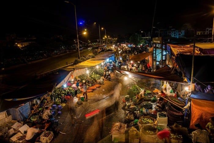 Thị trấn chợ Long Biên