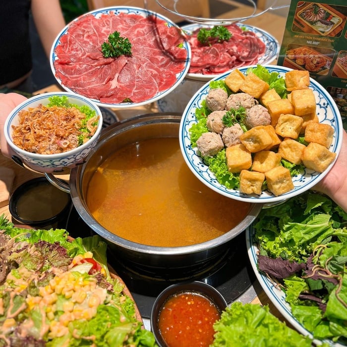 Lẩu riêu cua bắp bò Hà Nội