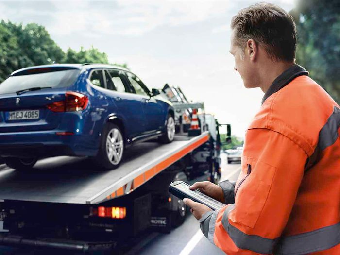 Chương trình hỗ trợ khi gặp sự cố trên đường cho các xe BMW và MINI roadside-assistance.JPG