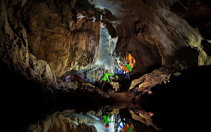 Thủy Cung nằm trong thung lũng Sinh Tồn của quần thể động Phong Nha – Kẻ Bàng (Nguồn ảnh: Sưu tầm)