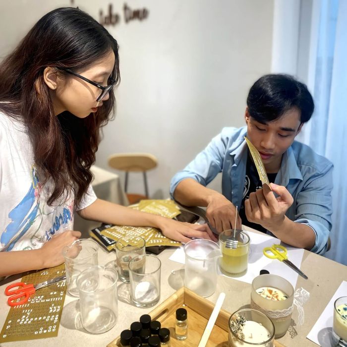 Khám phá workshop làm nến thơm tại Hà Nội