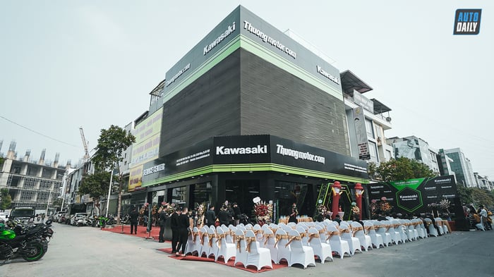 Lễ khai trương showroom Kawasaki Thưởng Motor: Cơ hội ưu đãi vô tận với Kawasaki-2.jpg