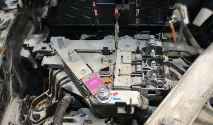 Mercedes-Benz Việt Nam phản hồi về nguyên nhân gây cháy xe GLC 200