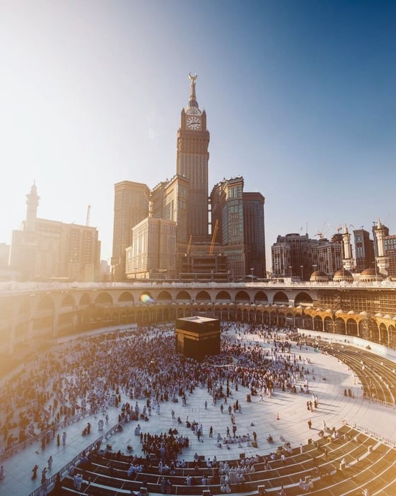 Sự Tôn Kính và Lòng Thành Kính Trong Hành Hương Đến Mecca