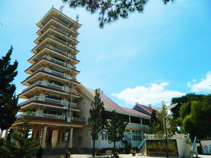 Khám phá danh sách 10 nhà thờ ấn tượng nhất ở Đà Lạt