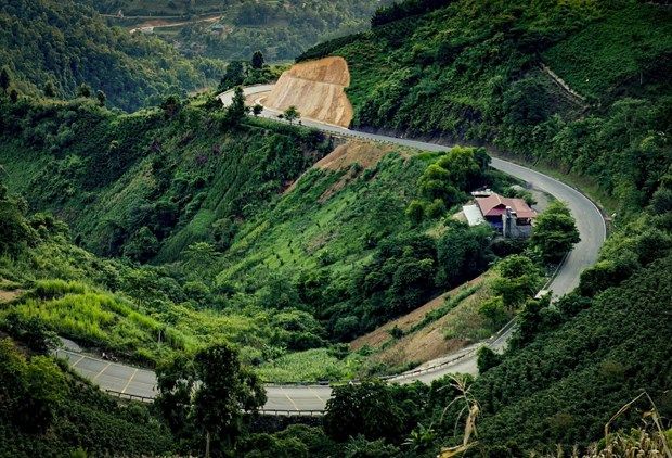 Chinh phục đèo Pha Đin với những chặng đường thú vị