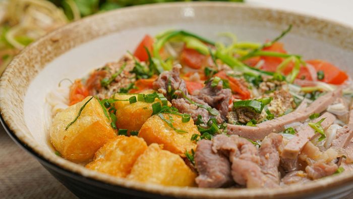 Món bún riêu ngon Hà Nội