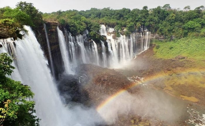 Khám phá viên ngọc trai quý giá ở Angola giữa lòng lục địa đen