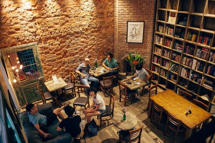 Cafe sách Hà Nội