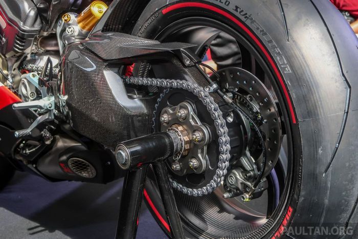 Ducati Superleggera V4 2020 duy nhất tại khu vực Đông Nam Á có giá bán gần 219.000 USD, hình ảnh Ducati-Superleggera-V4-Malaysia-18-1200x800.jpg