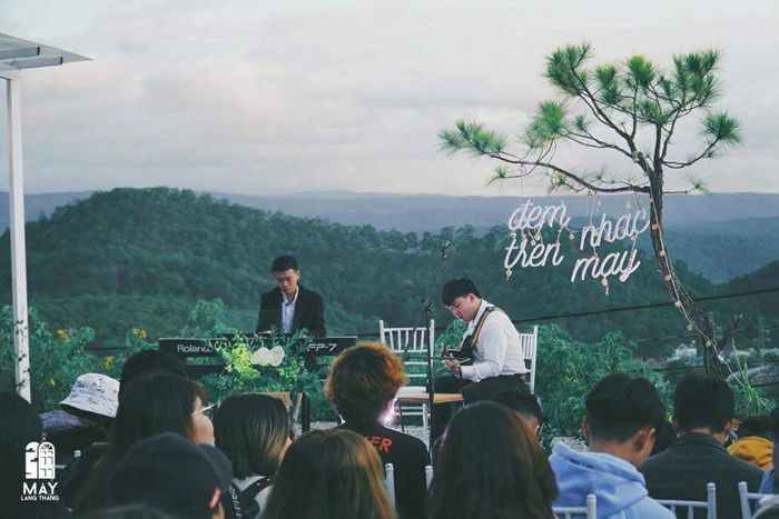 Đến Phòng trà Đà Lạt – Nơi hội tụ những con tim say đắm với những giai điệu Acoustic đầy mộc mạc