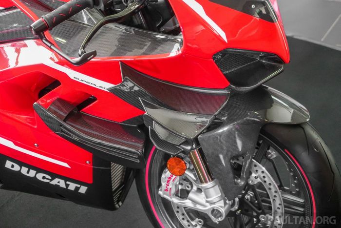 Ducati Superleggera V4 2020 duy nhất tại khu vực Đông Nam Á có giá bán gần 219.000 USD, hình ảnh Ducati-Superleggera-V4-Malaysia-5-1200x800.jpg