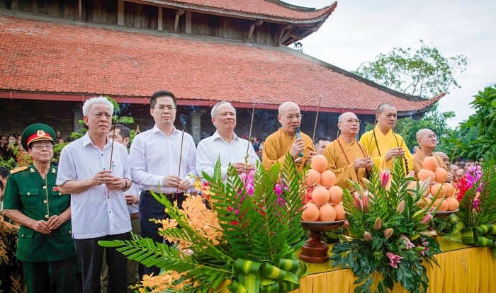 tháp Tường Long 