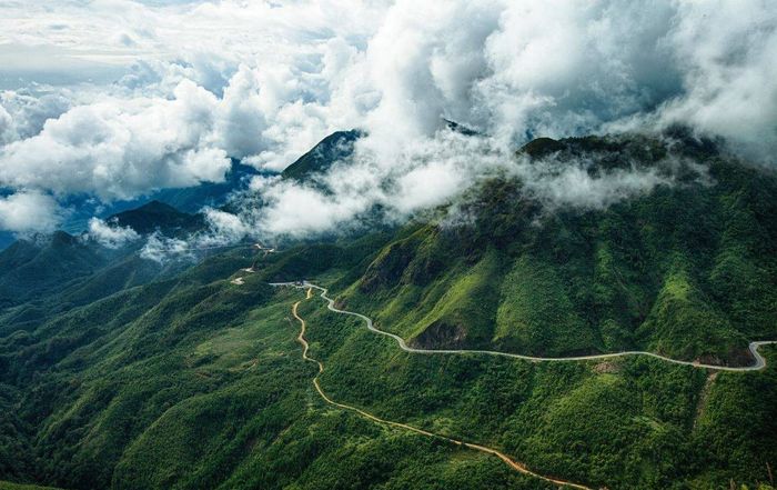 Khám phá đèo Pha Đin qua những chặng đường đáng nhớ