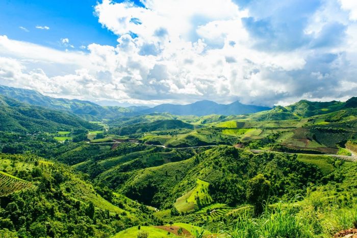 Hành trình chinh phục đèo Pha Đin với những con đường thú vị