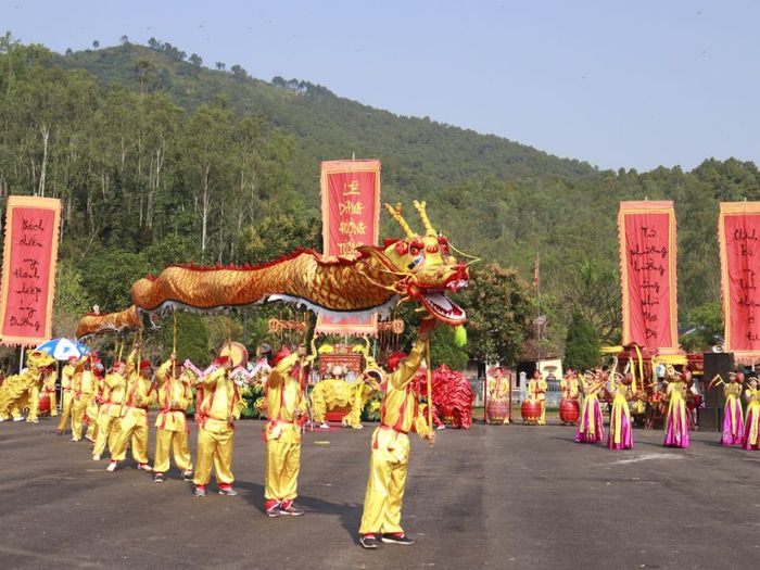 Lễ hội Tết là một phần quan trọng của văn hóa Việt.