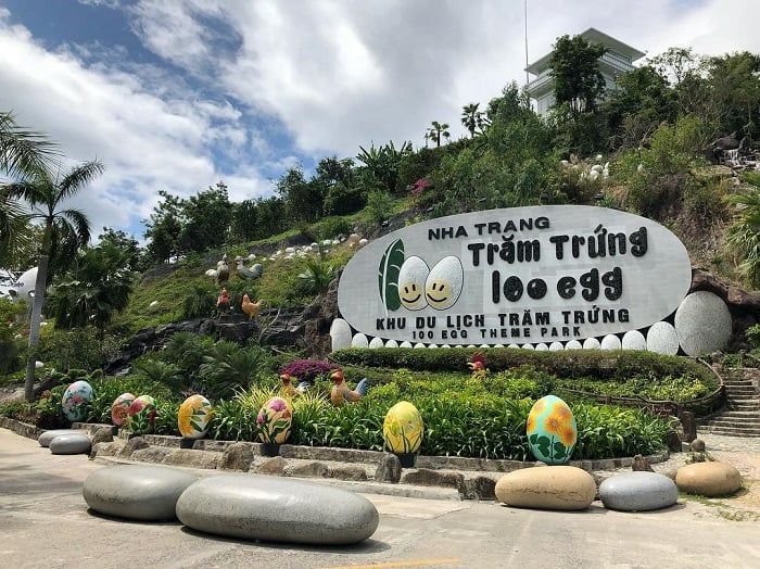 Khu du lịch Trăm Trứng