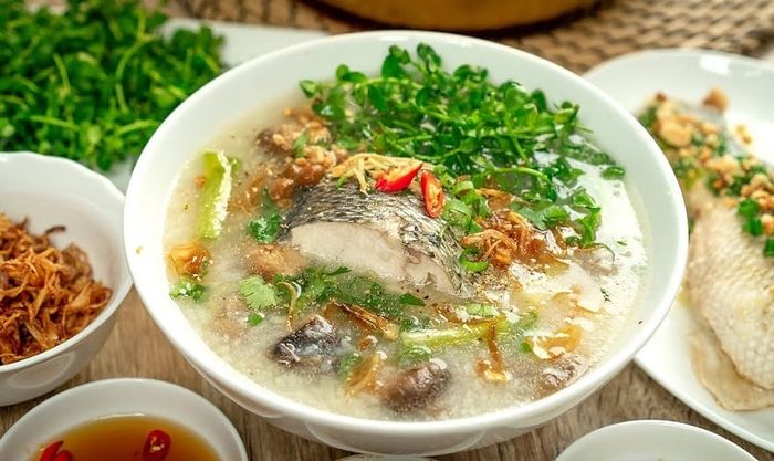 Cháo đêm ở Hà Nội