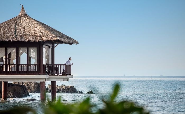 Bình minh trên biển Nha Trang