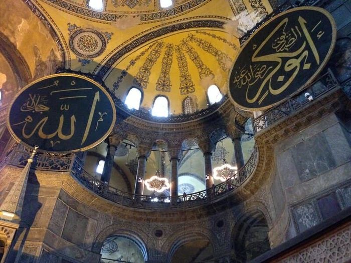 Hagia Sophia: Biểu tượng tôn giáo vĩ đại của Thổ Nhĩ Kỳ 9