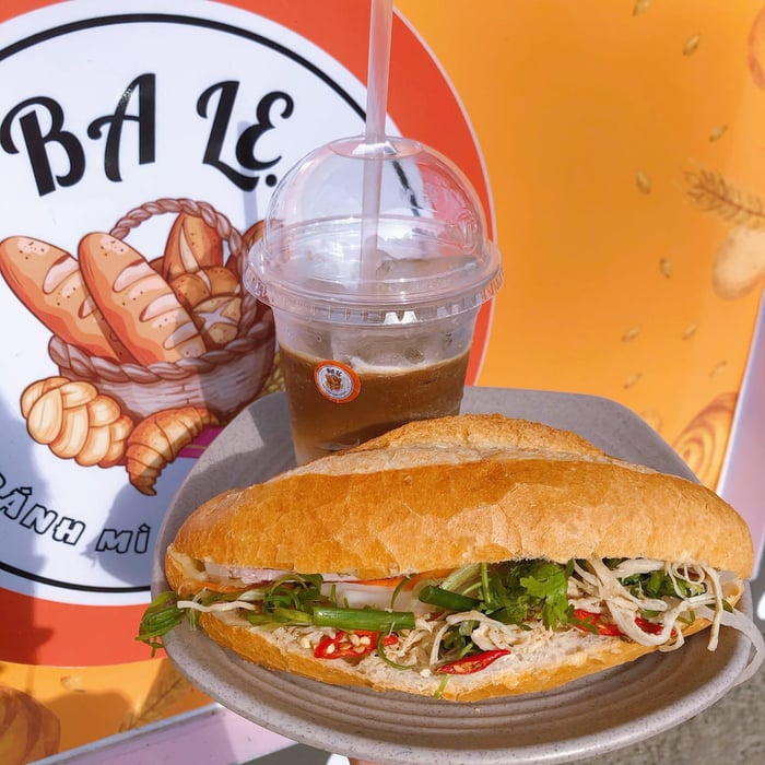 Bánh mì chả cá Nha Trang