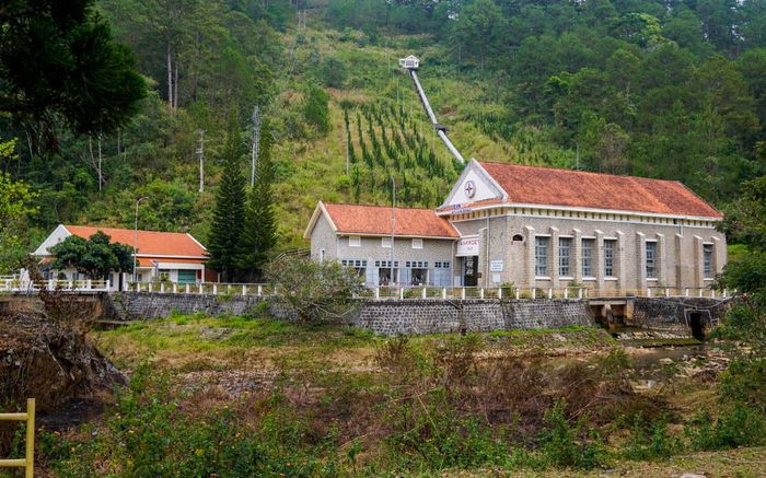 Trải nghiệm không gian thơ mộng tại Hồ Suối Vàng Đà Lạt trong bức tranh của chiều mây êm đềm 3