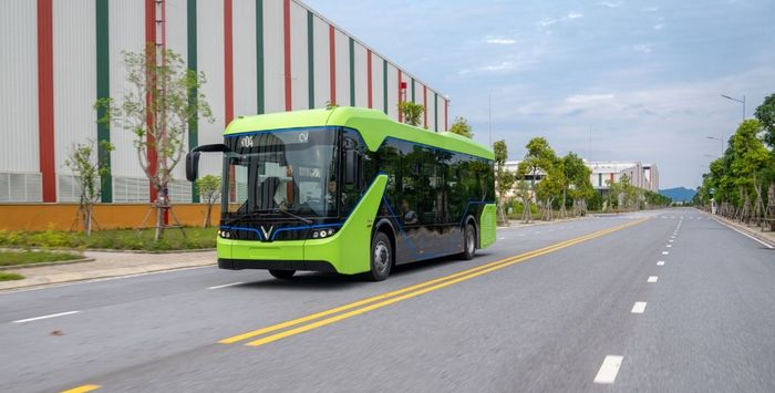 VinBus hợp tác với Star Charge để phát triển hệ thống trạm sạc xe buýt điện