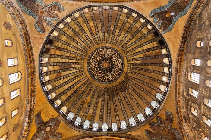 Hagia Sophia: Biểu tượng tôn giáo vĩ đại biểu tượng của Thổ Nhĩ Kỳ 8