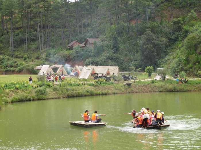 Làng Cù Lần Đà Lạt - Nơi du lịch sinh thái êm đềm dưới chân núi LangBiang uy nghi