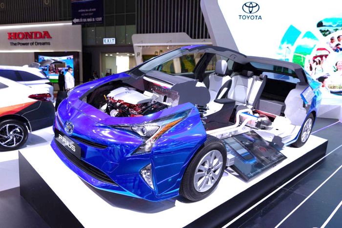 Gian hàng của Toyota tại VMS 2022 có những điều gì đặc biệt để thu hút khách hàng trẻ? (Ảnh: toyota-vms-3-1.jpg)