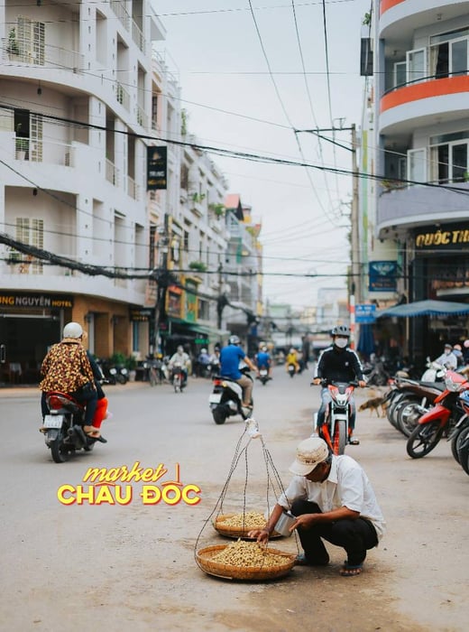 Chợ Châu Đốc, trung tâm mắm của vùng Nam Bộ 8