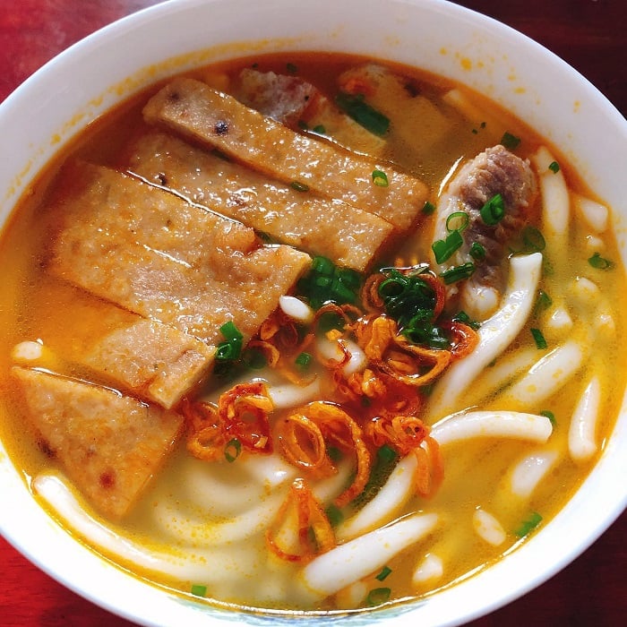 bánh canh chả cá