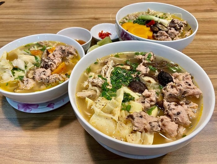 Bún mọc Hà Nội