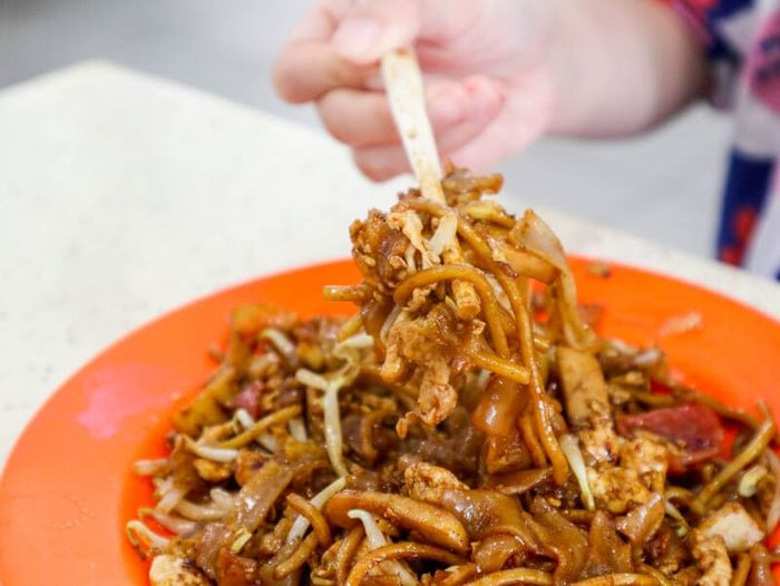 Khám phá ẩm thực Mã Lai qua món Char Kway Teow đặc trưng 6