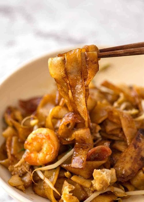 Khám phá ẩm thực Malaysia qua món Char Kway Teow nổi tiếng