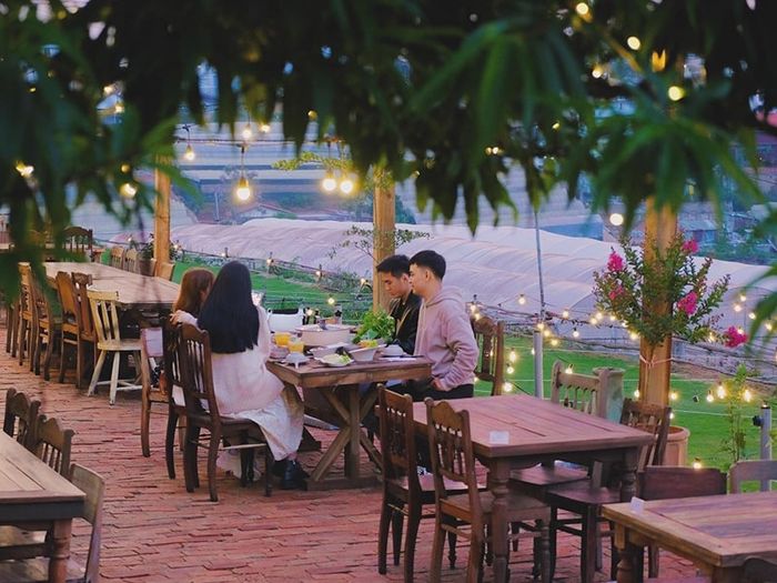 Quán cà phê Túi Mơ To - Đây là nơi có rất nhiều góc sống ảo thú vị đấy 16