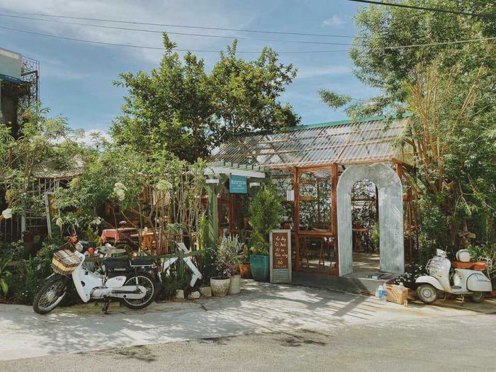 Route 66 Cafe - Địa điểm thả hồn giữa đêm Đà Lạt thức trắng 2