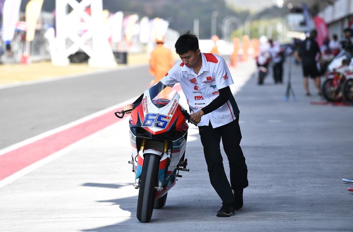 Kết quả của Race 2 chặng 4 ARRC 2023: Nguyễn Đức Thanh đạt điểm số đầu tiên