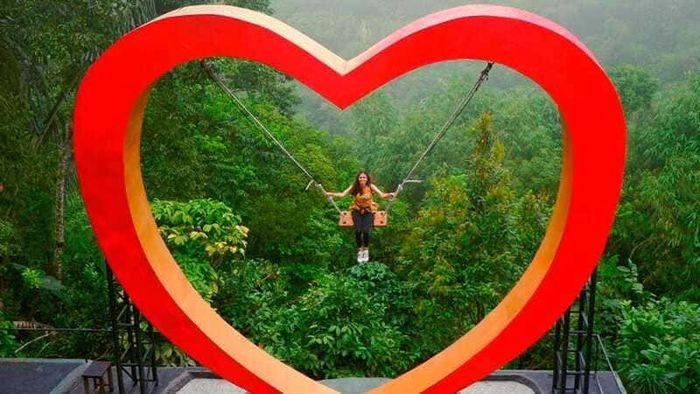 Thức tỉnh cảm xúc cùng Bali Swing nổi tiếng của quốc đảo Bali 11