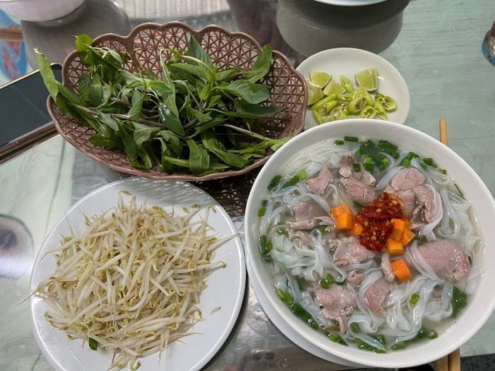 Món phở Huế