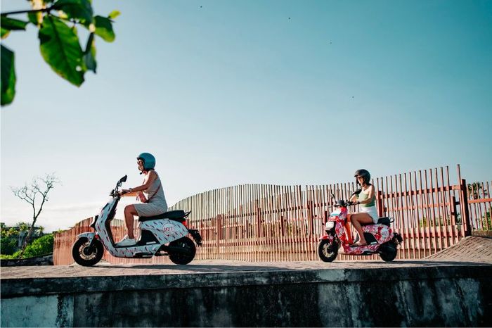 Từ một làng chài hoang vắng, Kuta đã trở thành thiên đường du lịch tại Bali