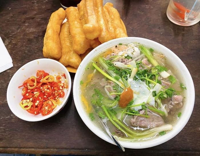 Món phở Huế