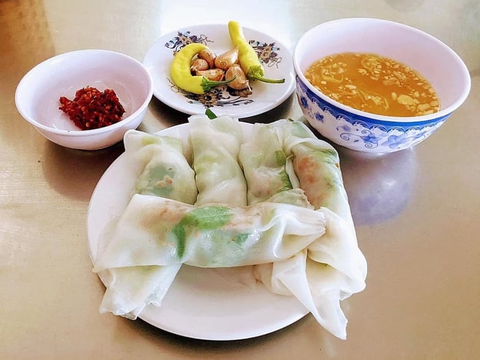 Bánh cuốn Huế