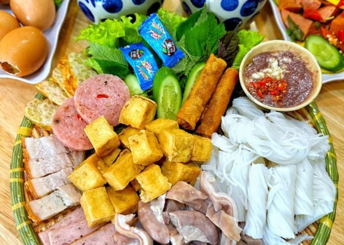 Bún đậu mắm tôm Huế ngon